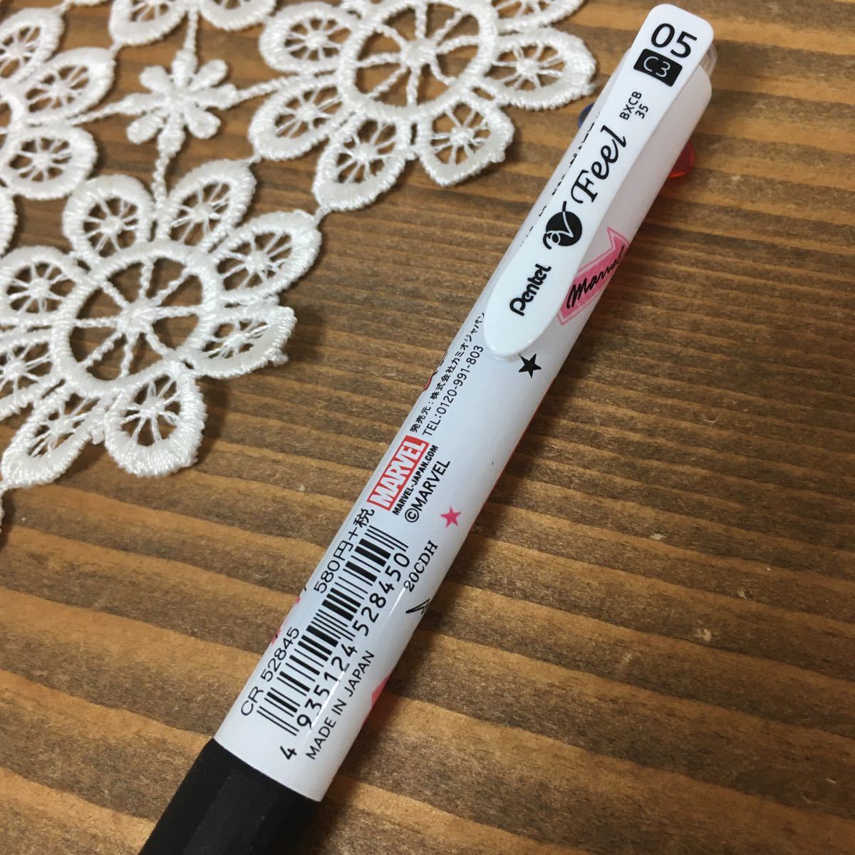 marvel カシオジャパン　ぺんてる　日本製　　3色ボールペン　　ボールペン　　送料120 新品 赤青黒、_画像2
