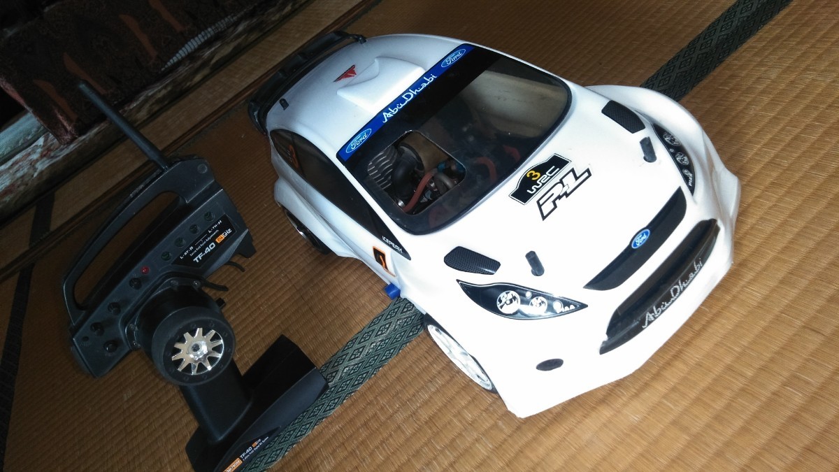 HPi、WR8フォードフィエスタ