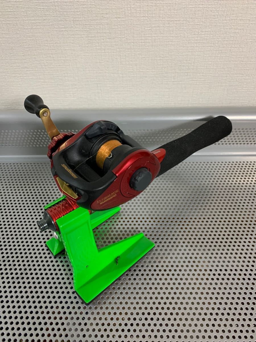 シマノ ワカサギマチック リール システムグリップ スタンド付き シマノ ワカサギマチック リール システムグリップ スタンド付き