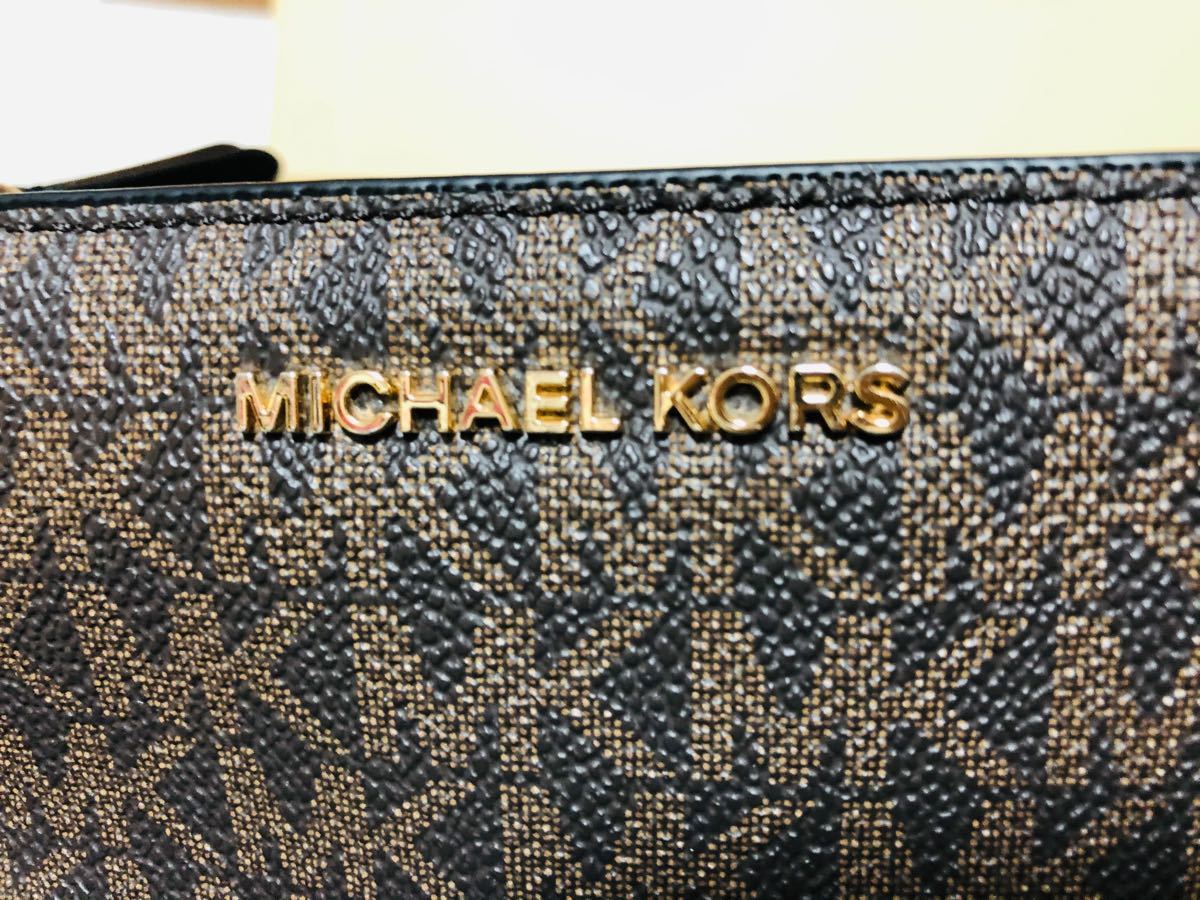 MICHEAL KORS マイケルコース 長財布 二つ折り 箱付き