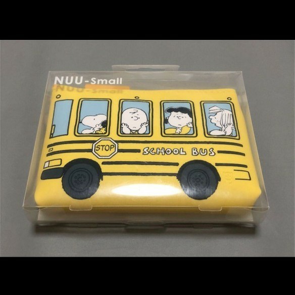 Paypayフリマ Nuu ヌウ スヌーピー シリコンポーチ スクールバス Paypayフリマ Nuu ヌウ スヌーピー シリコンポーチ スクールバス