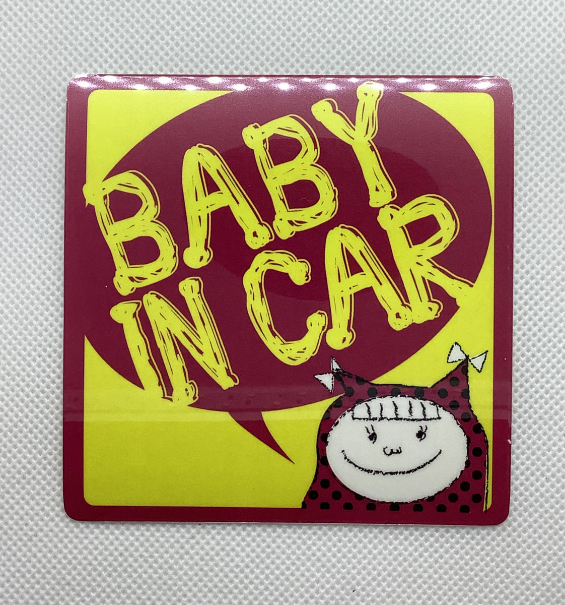 BABY IN CAR 車カラーに合わせて選ぶカスタマイズステッカー 女の子 車 赤ちゃんが乗ってます_画像1