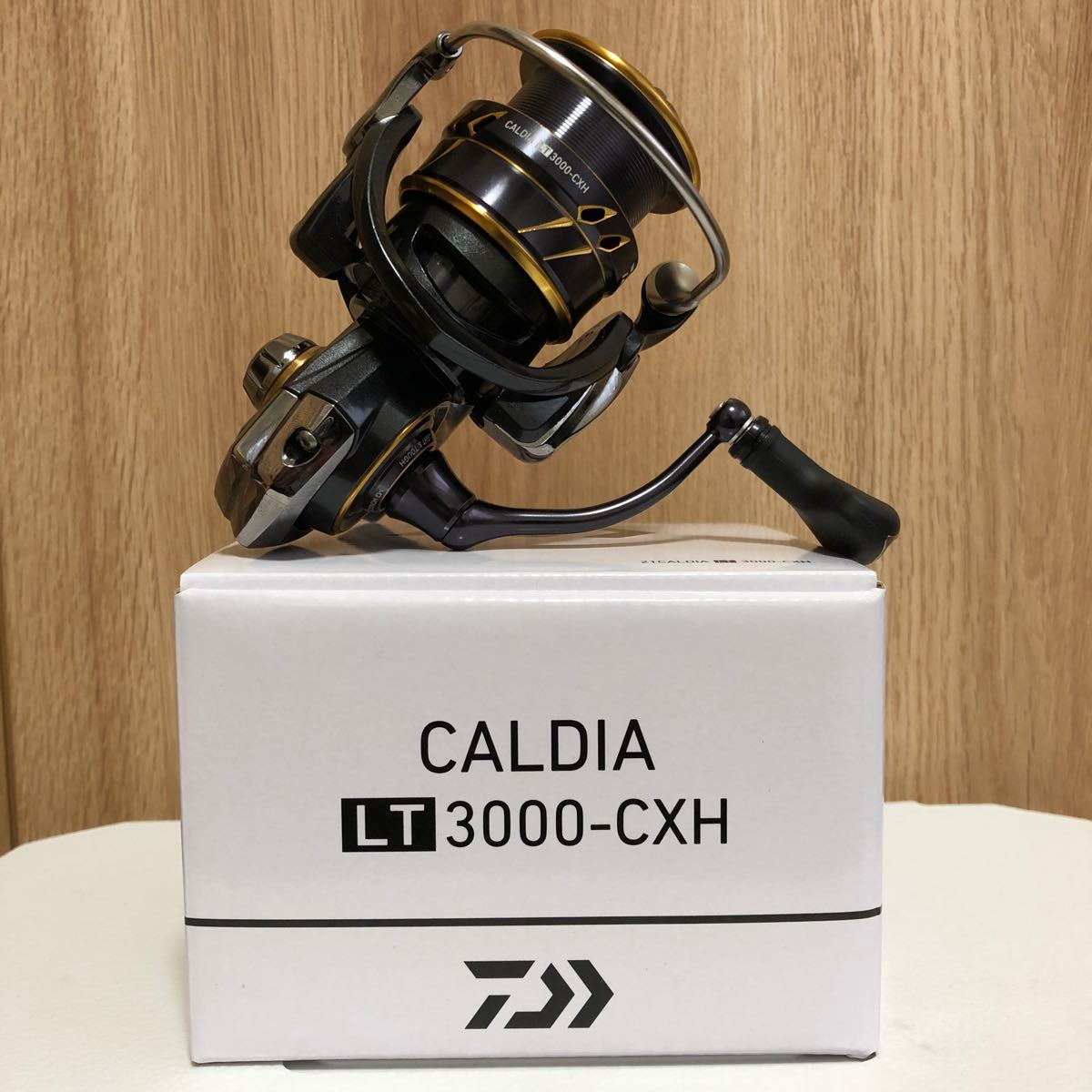 【新品未使用】ダイワ　21カルディア LT3000-CXH