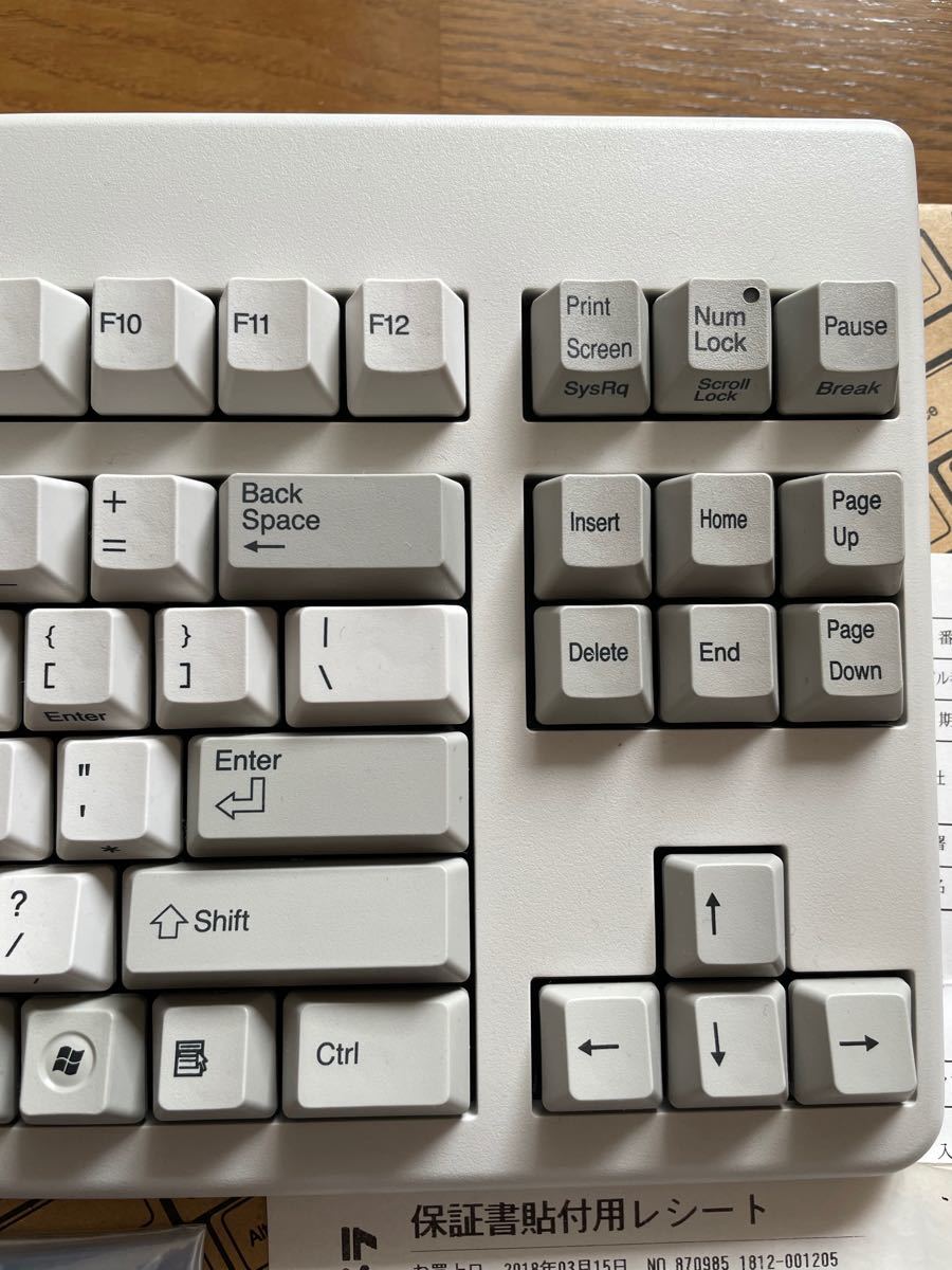 東プレ Realforce 87USW 英語配列 静音仕様 白モデル SE070S 東プレ Realforce 87USW 英語配列 静音仕様 白モデル SE070S