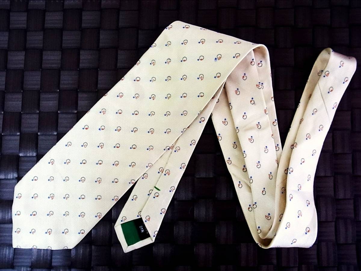 [ special selection ]1446 beautiful goods [ silk 100%] Benetton. necktie 