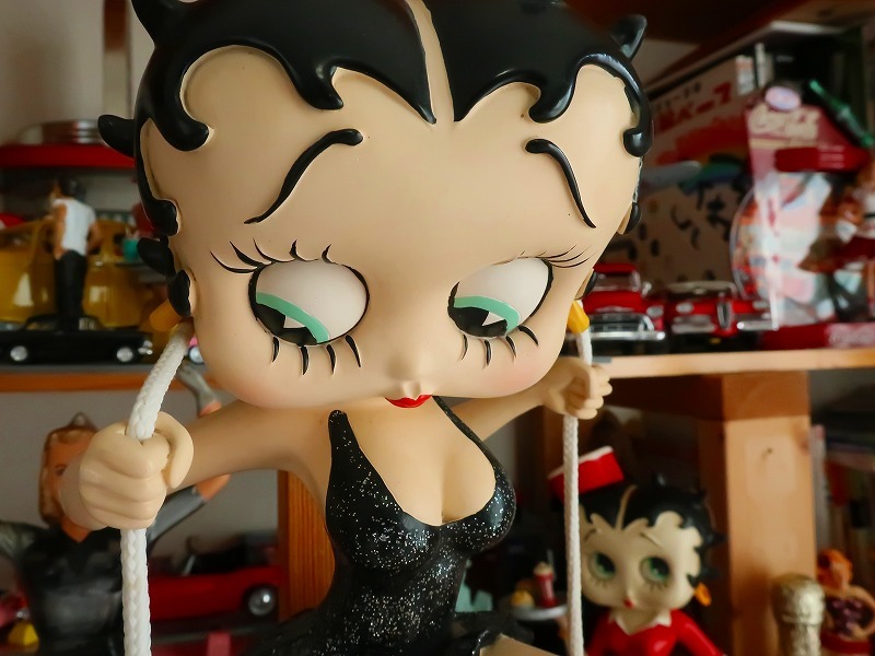 爆レア★絶版 ベティちゃん Betty Boop 空中ブランコ スウィング レア色 ブラック＆ラメ Ver_画像3