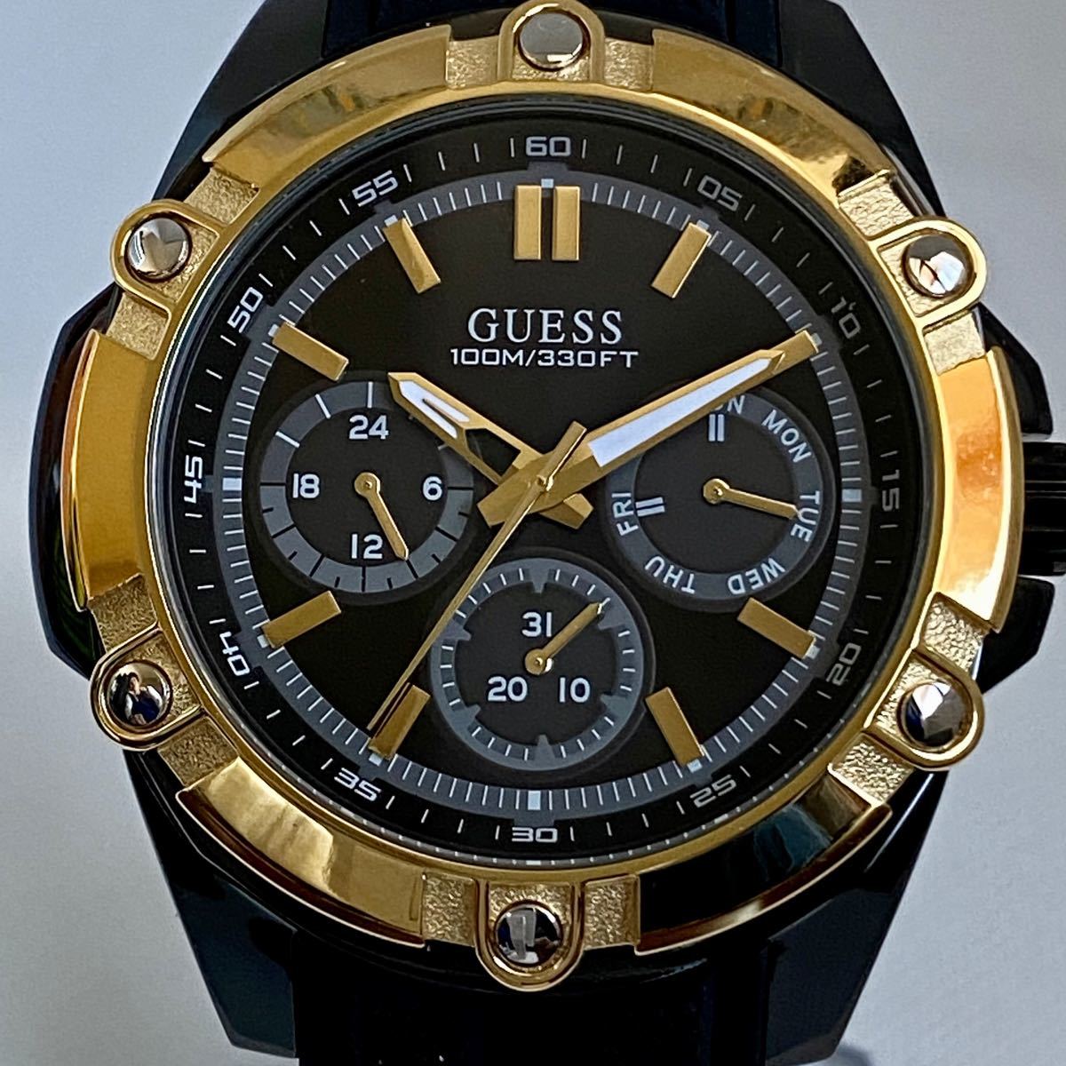 新品 GUESS Watches Bolt メンズ アナログクォーツ腕時計 シリコンブレスレット