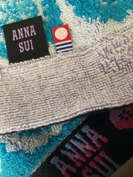  Anna Sui bath towel now . towel . floral print /sa