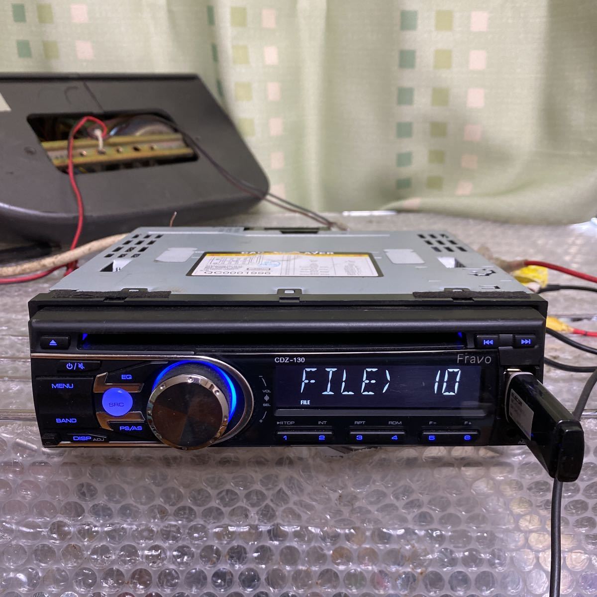 海外製　Fravo CDプレーヤー　CDZ-130 AUX USB_画像3
