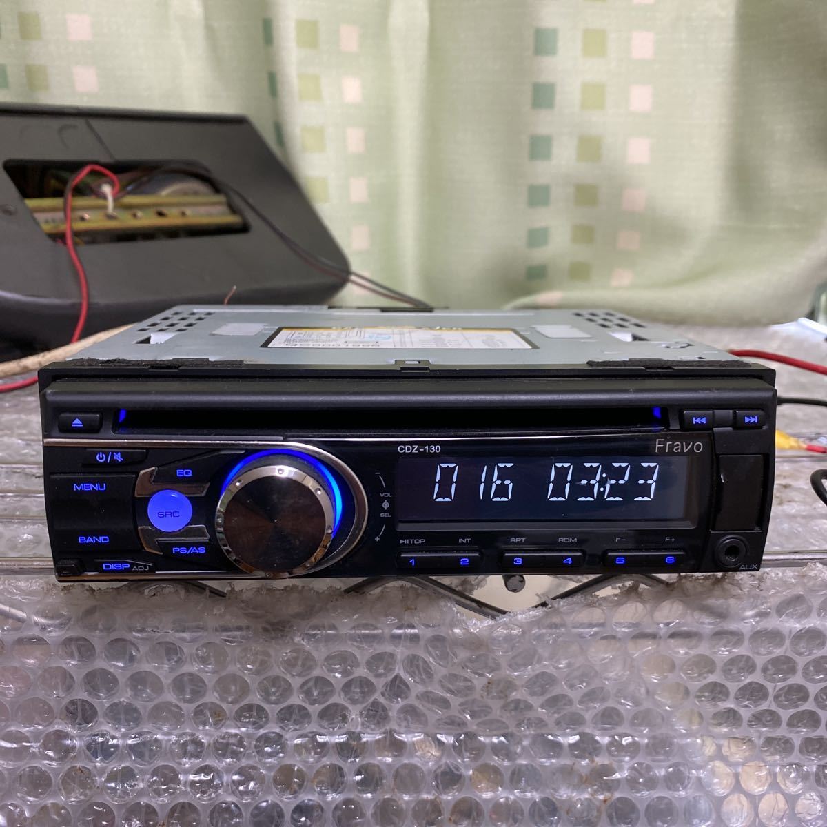 海外製　Fravo CDプレーヤー　CDZ-130 AUX USB_画像1