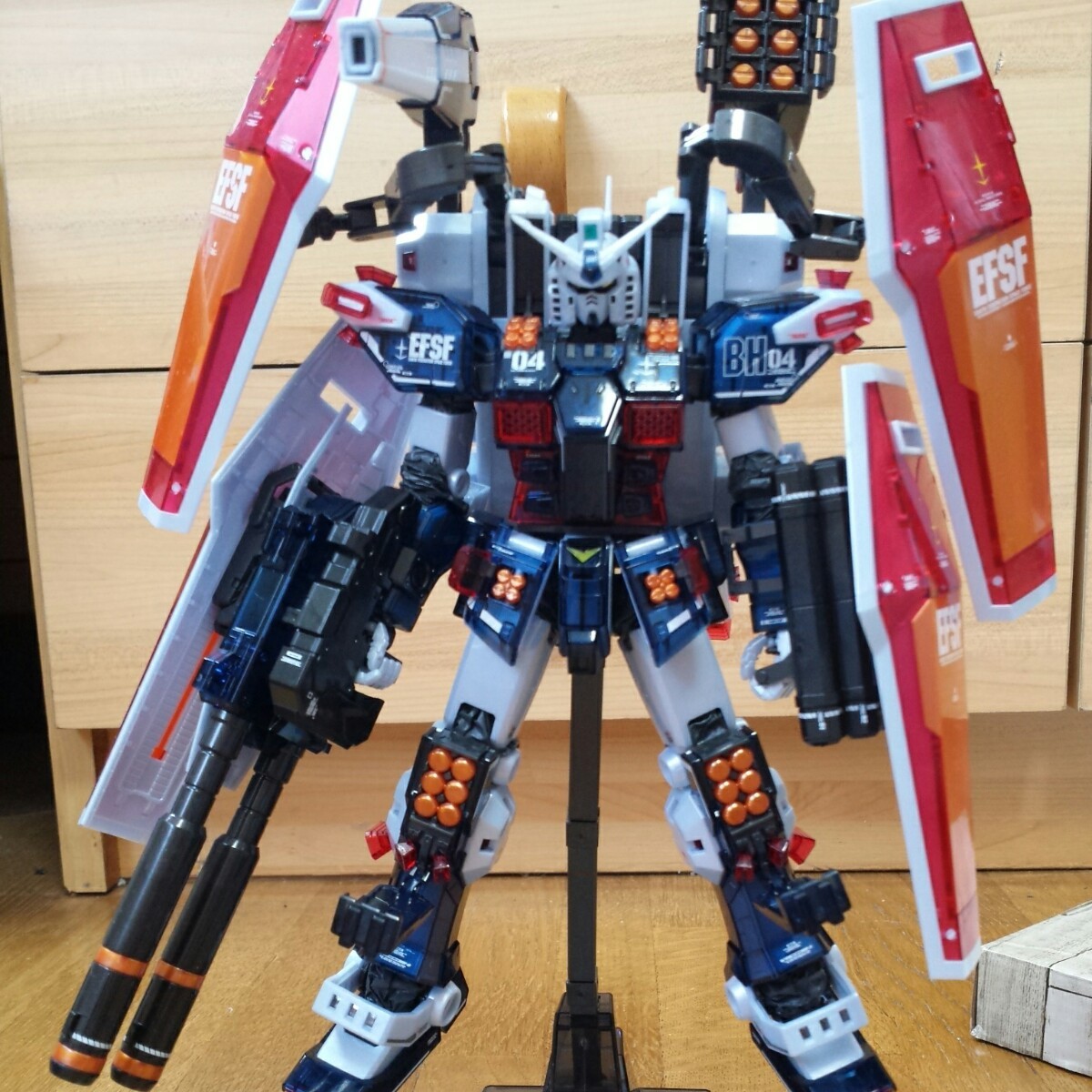 ガンプラ MG FA-78 フルアーマーガンダム(サンダーボルト)Ver Ka ガンプラ MG FA-78 フルアーマーガンダム(サンダーボルト)Ver Ka