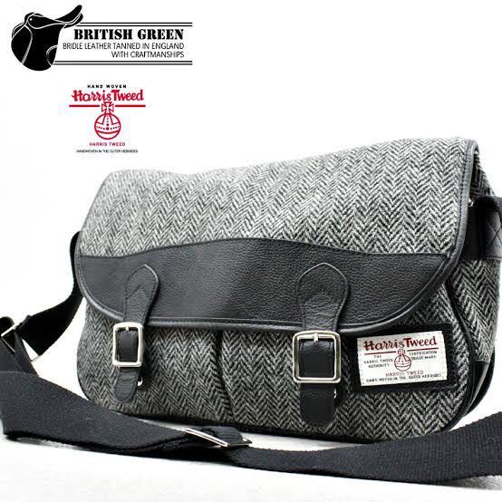 美品 BRITISH GREEN×HARRIS TWEED ハリスツイード コラボ ウール ホースレザー ショルダーバッグ メッセンジャー 馬革 グレー 黒 ブラック