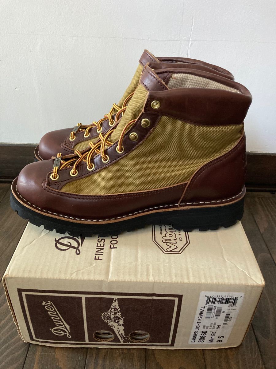 DANNER LIGHT REVIVAL ダナーライト リバイバル　80660 US9.5EE 極美品