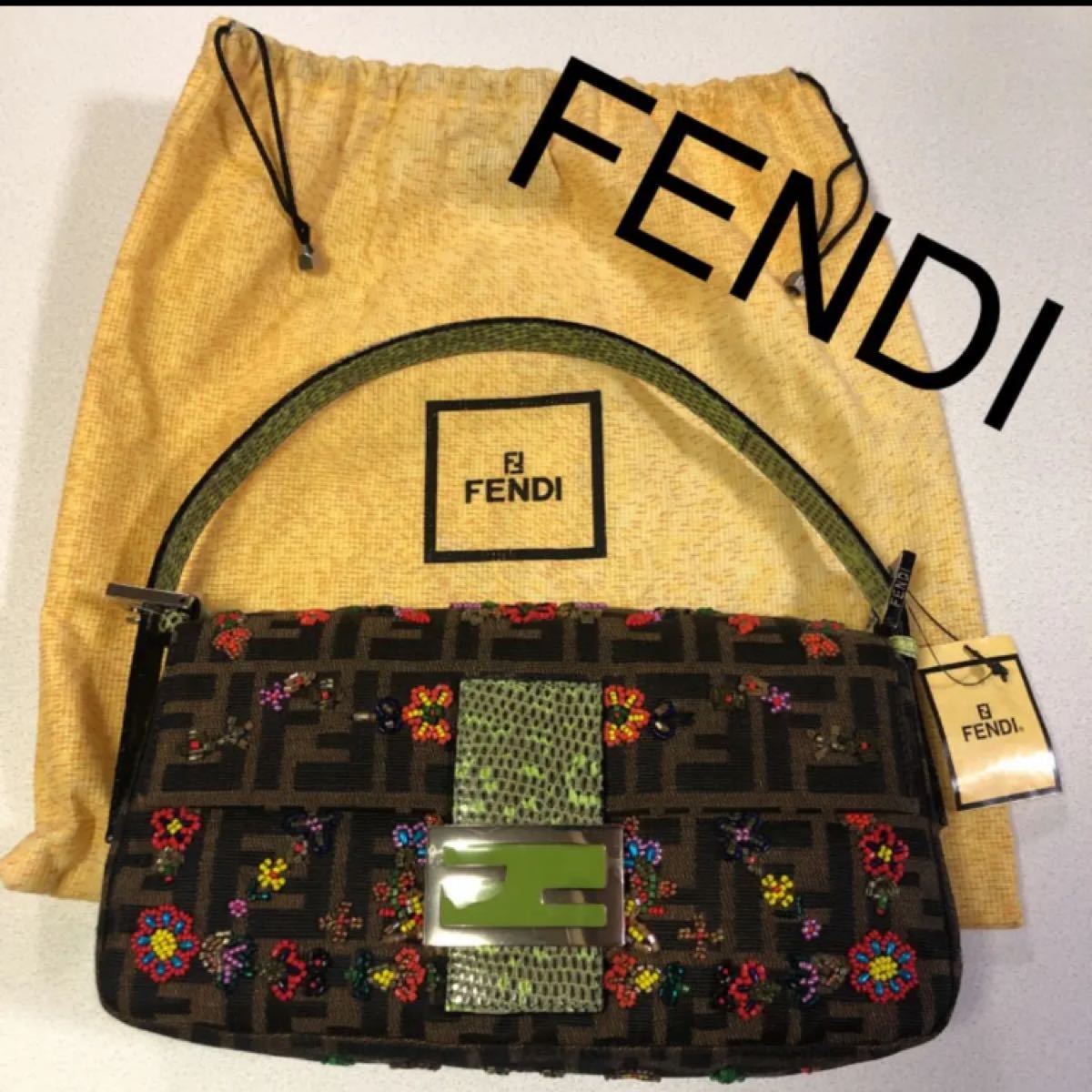 2022年最新海外 FENDI レア フェンディズッカマンマバケットショルダー