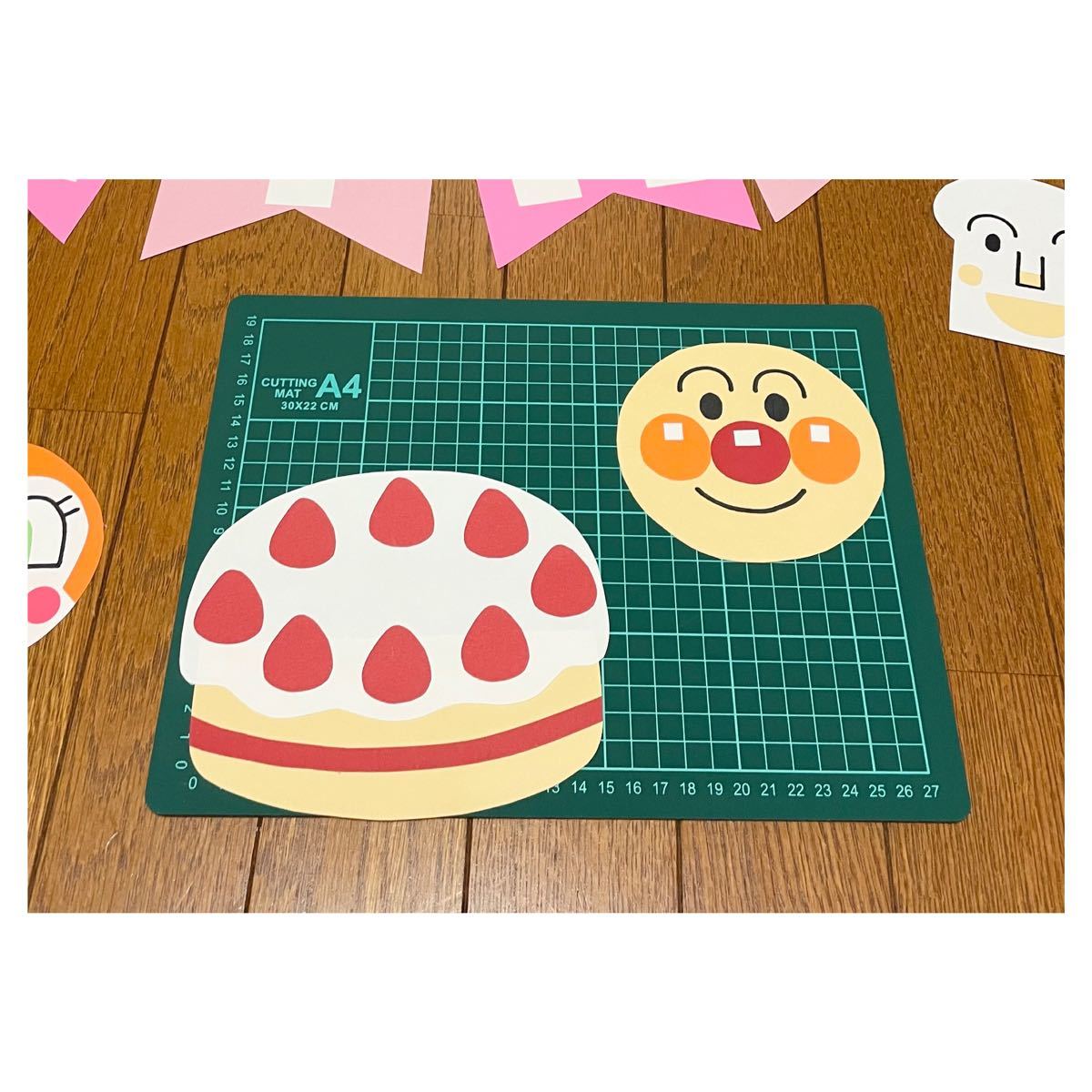Paypayフリマ キャラクター お誕生日飾り 壁面飾り 誕生日 アンパンマン お誕生日会 ハンドメイド ガーランド Paypayフリマ キャラクター お誕生日飾り 壁面飾り 誕生日 アンパンマン お誕生日会 ハンドメイド ガーランド
