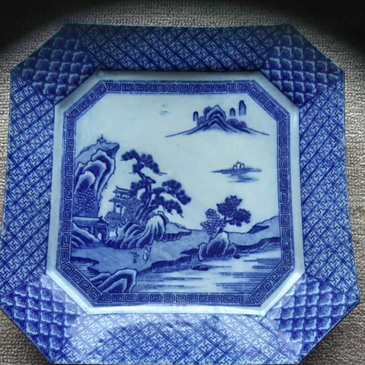 レトロ皿 る飾り皿 縦30cm横30cm 和食器 角皿 染付風景絵皿 骨董品 時代物
