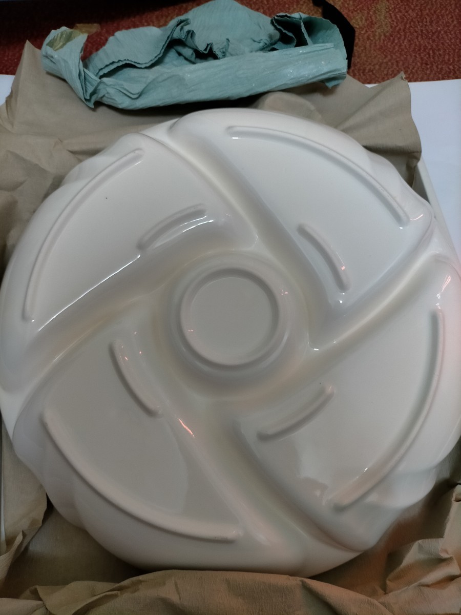 オードブル皿  大きな丸皿  陶器