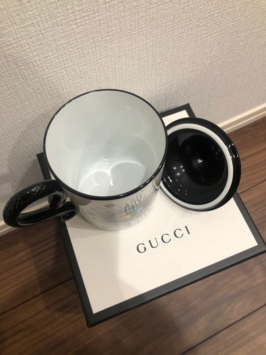 GUCCI マルチカラー スターアイプリント 蓋付き マグカップ