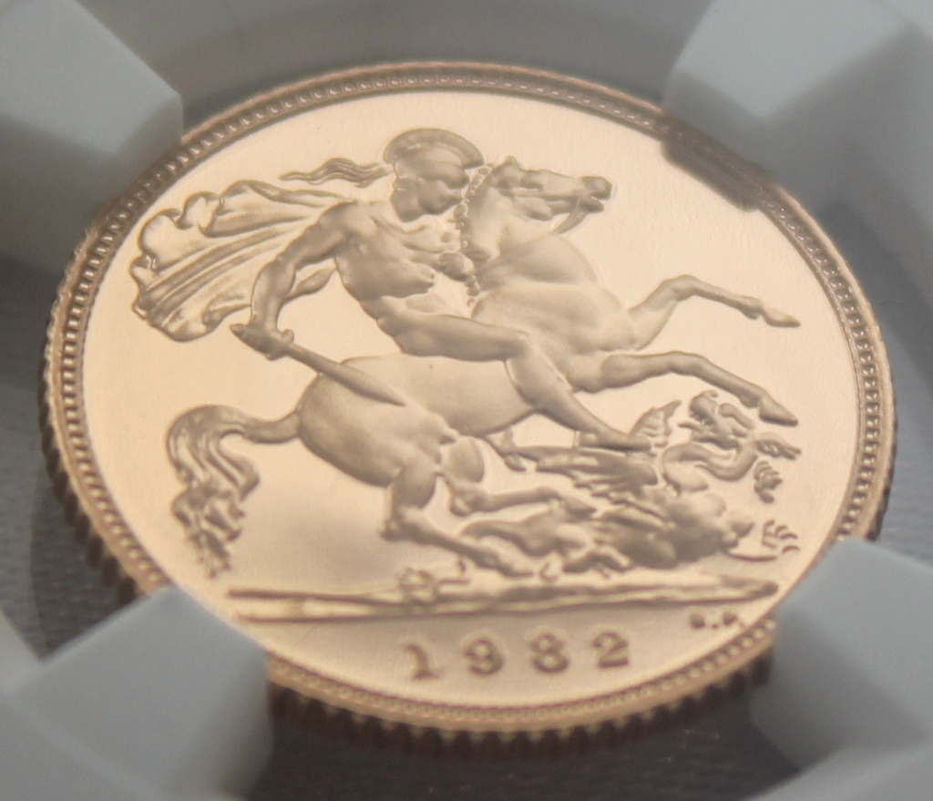 1982 イギリス エリザベス2世 1/2sov 金貨 NGC PF70UC 最高鑑定品！！_画像8