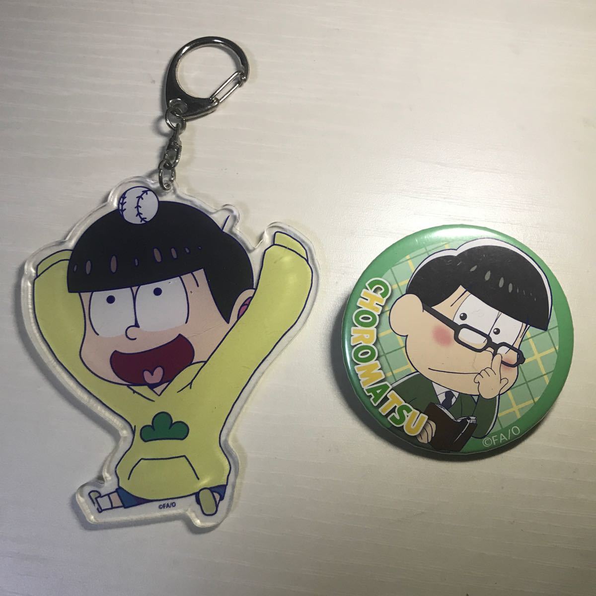 Paypayフリマ おそ松さんグッズ チョロ松缶バッジ 十四松アクキー Paypayフリマ おそ松さんグッズ チョロ松缶バッジ 十四松アクキー