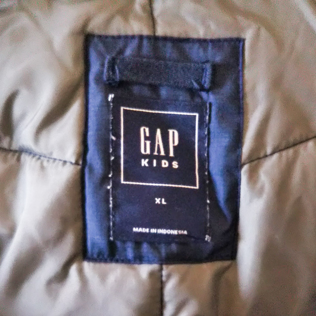 GAP KIDS coat XL size 150. rank with a hood . navy blue series navy jumper Gap Kids 