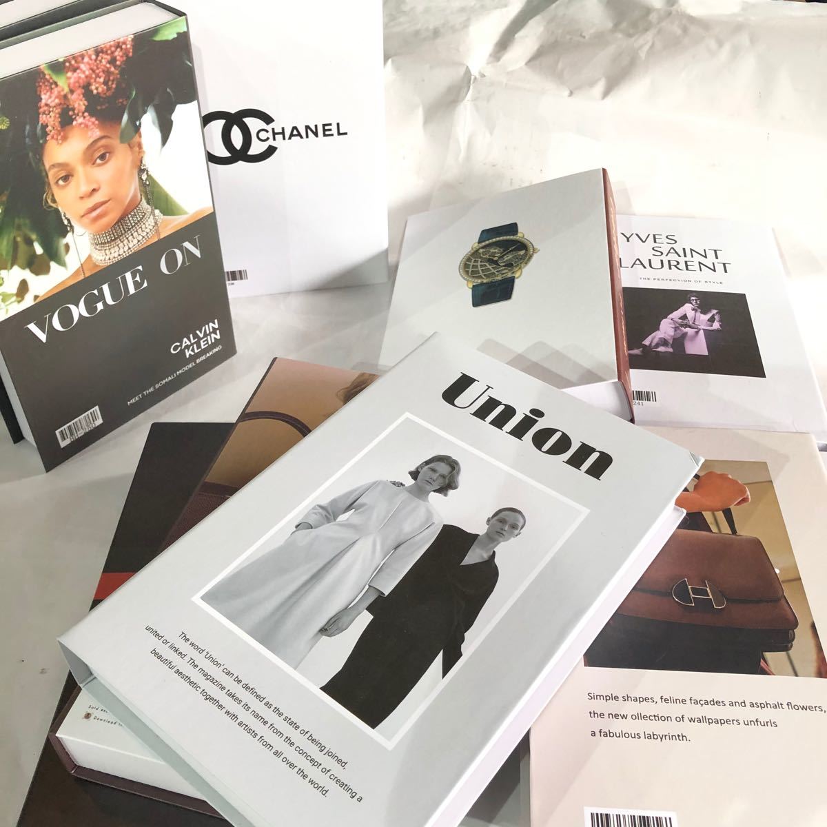 Paypayフリマ 10冊セット ダミーブック インテリア インスタ 雑貨 インスタ映え フェイクブック Chanel グッチ オシャレ雑貨 お得 Paypayフリマ 10冊セット ダミーブック インテリア インスタ 雑貨 インスタ映え フェイクブック Chanel グッチ オシャレ雑貨 お得