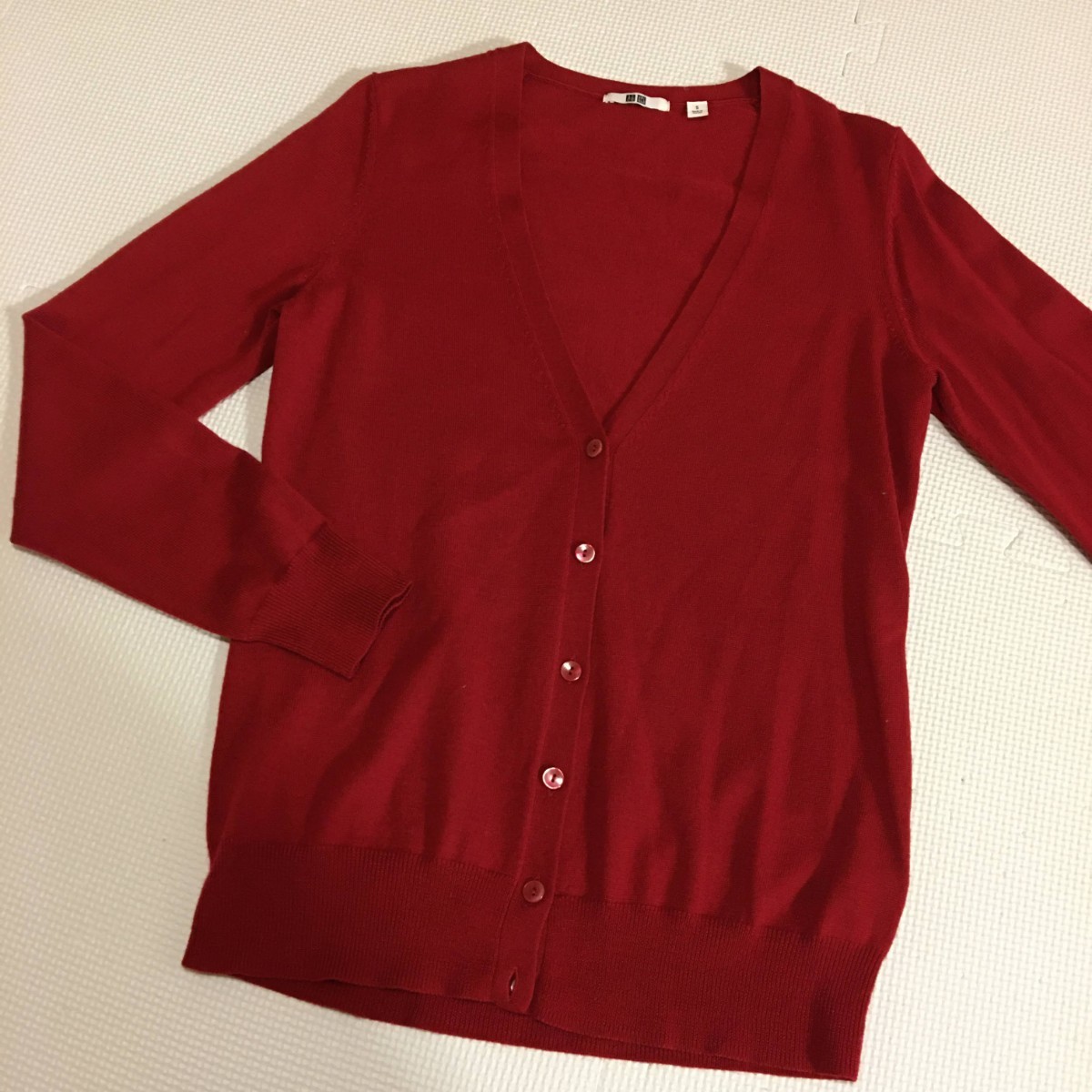 Paypayフリマ ユニクロ Uniqlo カーディガン 薄手 ウール 赤 Paypayフリマ ユニクロ Uniqlo カーディガン 薄手 ウール 赤