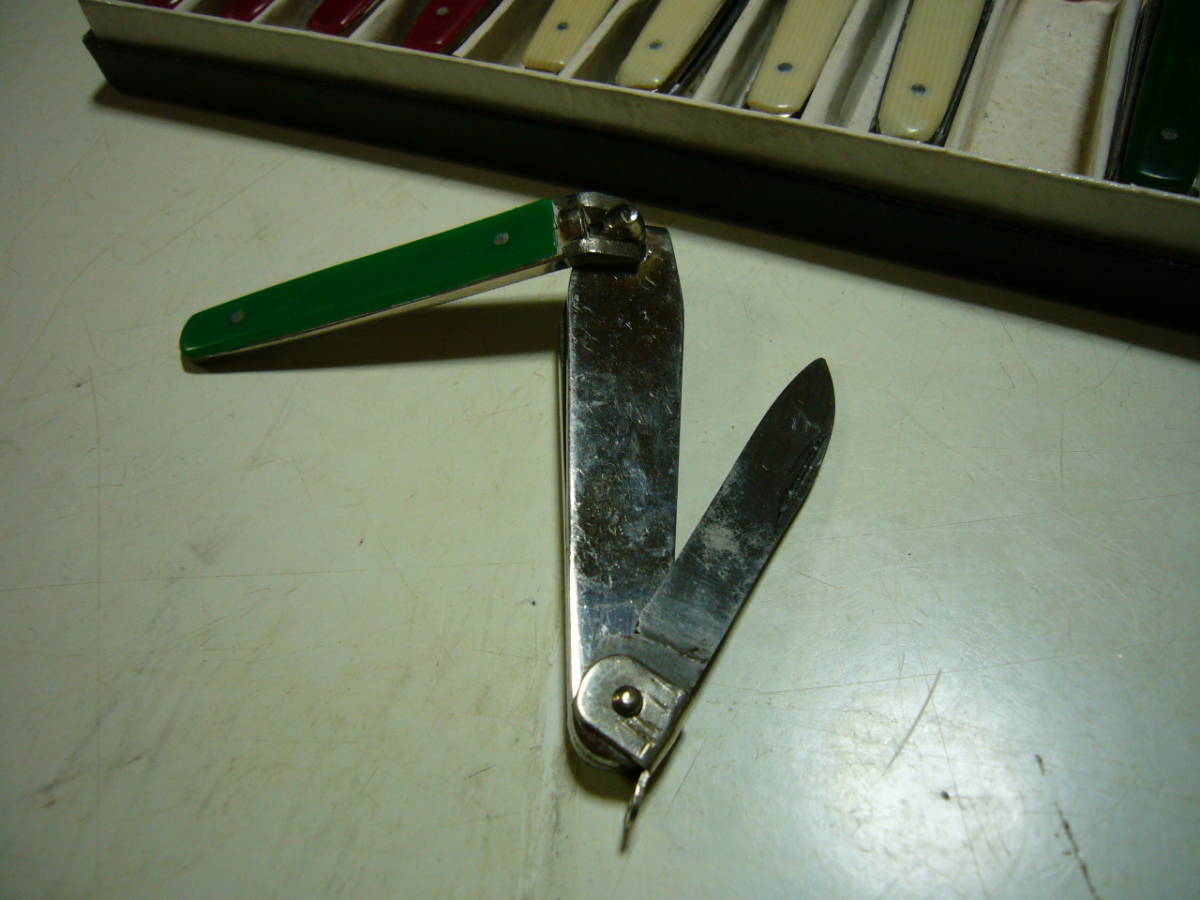 ◆珍品 当時物 ナイフ付き爪切り 12個 昭和レトロ セルロイド アンティーク デッドストック_画像10