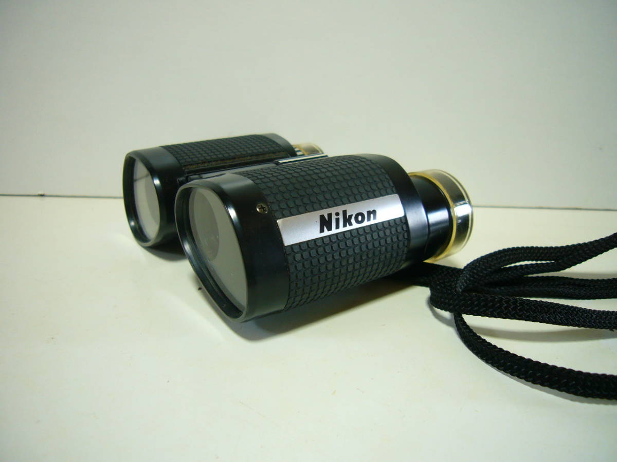 * Nikon бинокль с футляром 6×18