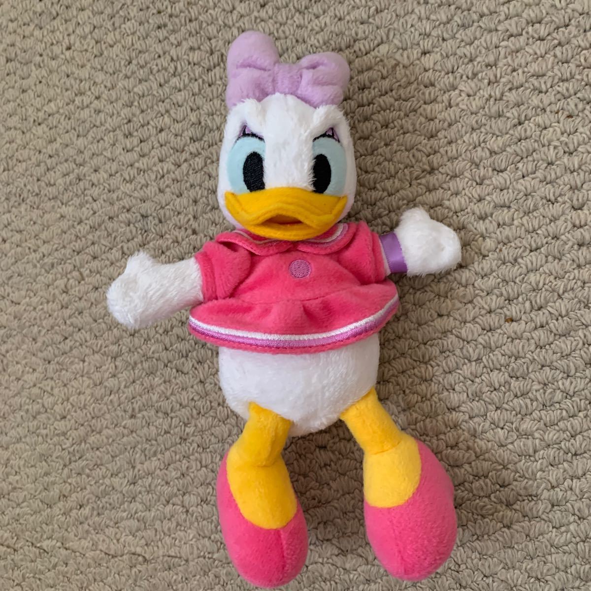 Paypayフリマ ディズニー デイジー ぬいぐるみバッジ Paypayフリマ ディズニー デイジー ぬいぐるみバッジ