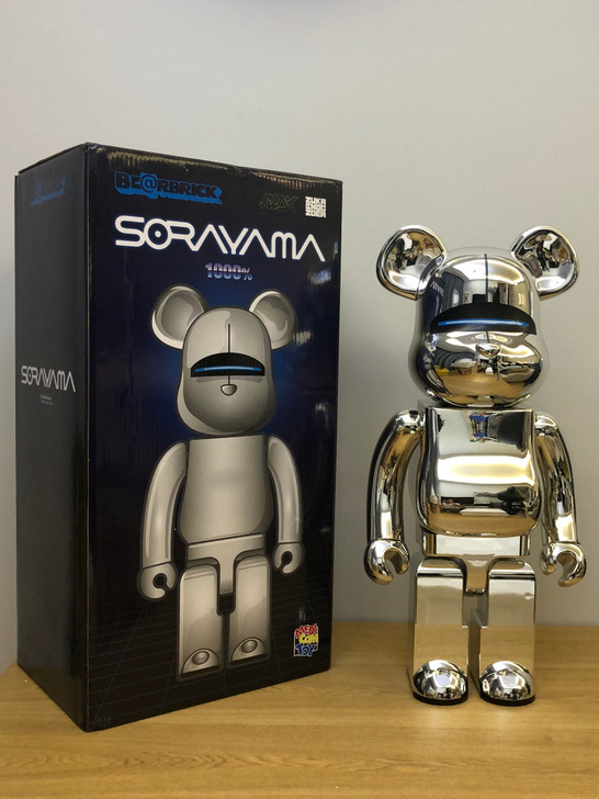 【玩具模型】BEARBRICK X HAJIME SORAYAMA | SEXY ROBOT GOLD & SILVER 1000％ ベアブリック Ｘ 空山基セクシーロボット金銀ペア正規品 F48_画像1