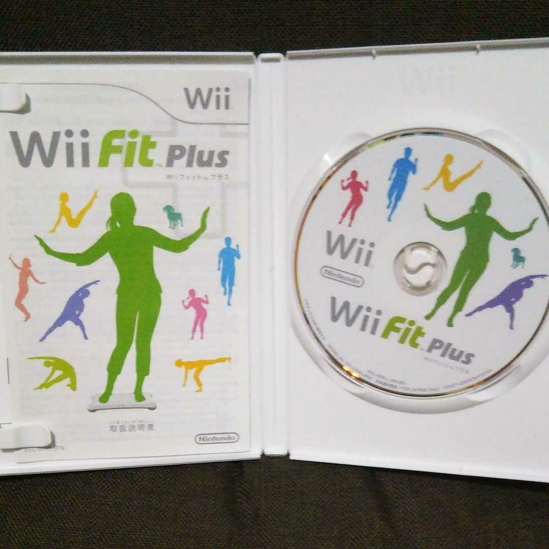 wii  Wiiスポーツリゾート Wiiフィットプラス Wiiスポーツ セット