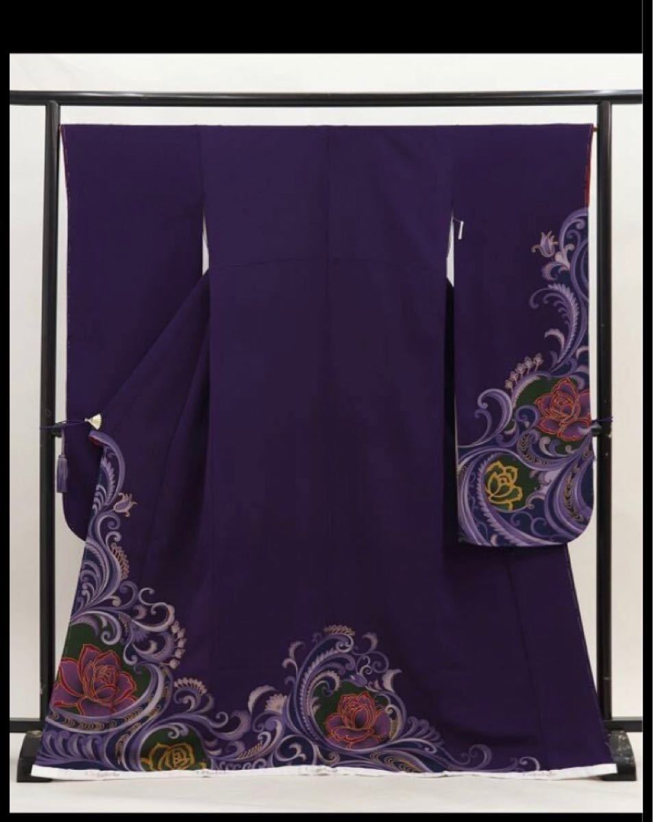成人式　卒業式　結婚式　振袖　　　　　　　　　　　　　紫の大人っぽい上品な振袖　絹着物