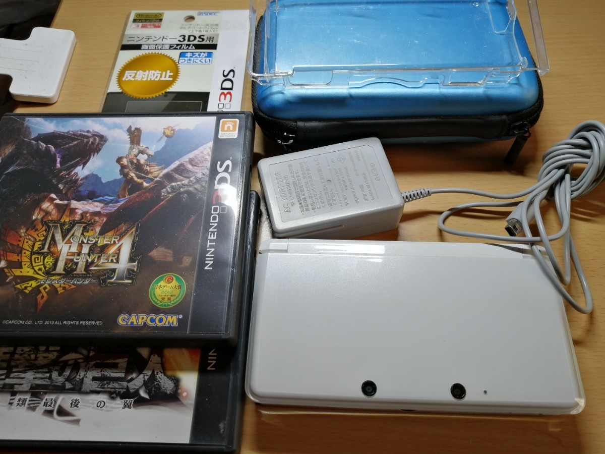美品 ニンテンドー3DS本体 その他ソフト、備品セット