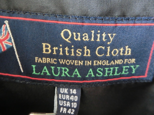 【美品】【大きいサイズ】英国製生地◆Laura Ashley ローラアシュレイ◆ジャガード風 ワンピース◆１３号 程度（UK14）【クリーニング済】_画像5