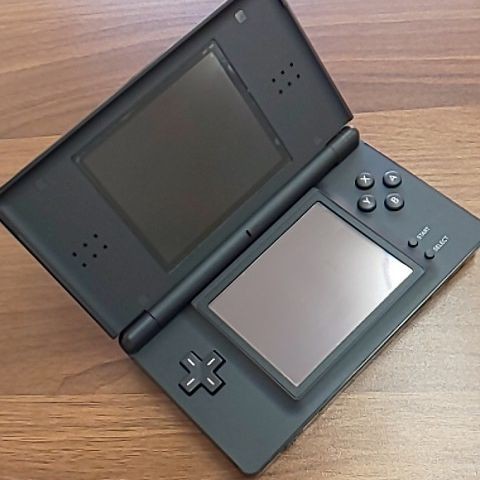 ニンテンドーDS Liteジェットブラック③