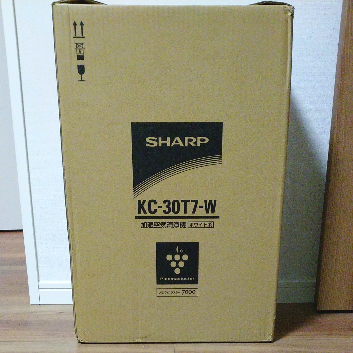 未使用品 段ボールにキズあり】シャープ プラズマクラスター7000 未使用品 段ボールにキズあり】シャープ プラズマクラスター7000