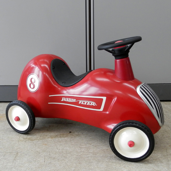 RADIO FLYER radio Flyer little red Roadster 8 passenger vehicle for children four wheel car 