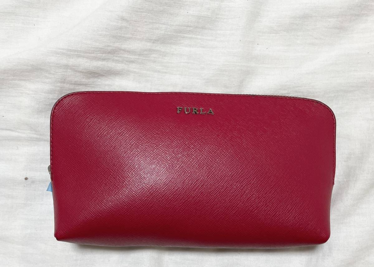 新品　未使用　FURLA フルラ ロゴ レザー ゴールド金具 ポーチ 小物入れ マルチケース_画像1