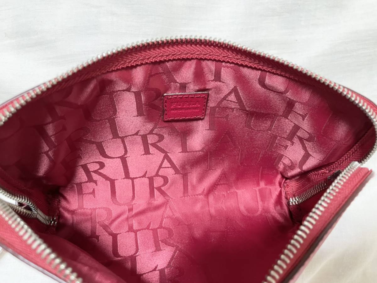 新品　未使用　FURLA フルラ ロゴ レザー ゴールド金具 ポーチ 小物入れ マルチケース_画像5