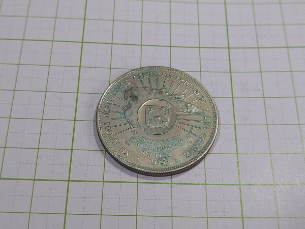ドミニカ １ペソ銀貨 １９７４年 26,7g の画像1