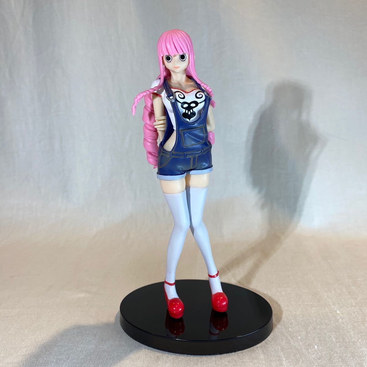 ONE PIECE ワンピース ペローナ フィギュア|Yahoo!フリマ(旧 ONE PIECE ワンピース ペローナ フィギュア|Yahoo!フリマ(旧
