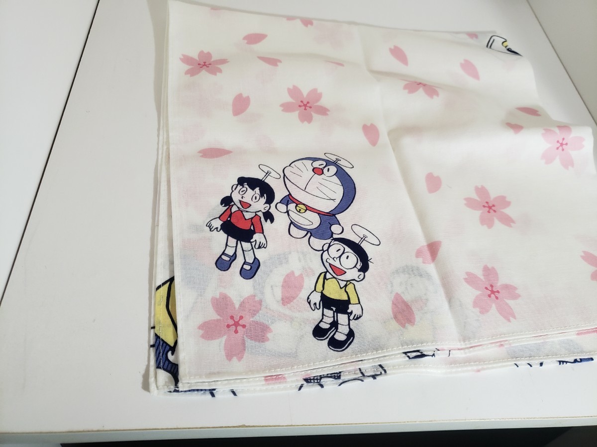 Paypayフリマ 最新作 ドラえもん 大判ハンカチ 桜ホワイト スカーフ タグ付き新品未使用21春物サクラさくら Paypayフリマ 最新作 ドラえもん 大判ハンカチ 桜ホワイト スカーフ タグ付き新品未使用21春物サクラさくら