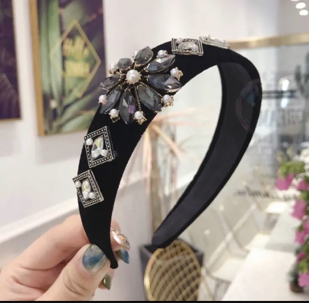 Paypayフリマ ビジュー カチューシャ 黒 ヘアバンド ヘアアクセ 花柄 韓国 K Pop Paypayフリマ ビジュー カチューシャ 黒 ヘアバンド ヘアアクセ 花柄 韓国 K Pop