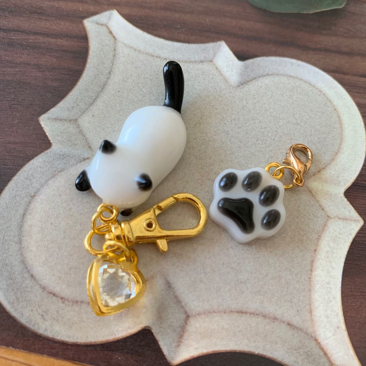 シャム猫 しゃむ猫 ハンドメイド レジン キーホルダー チャーム シャム猫 しゃむ猫 ハンドメイド レジン キーホルダー チャーム