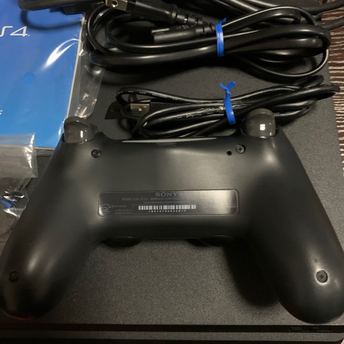 PlayStation4 ジェット・ブラック 500GB CUH-2000AB01  中古美品