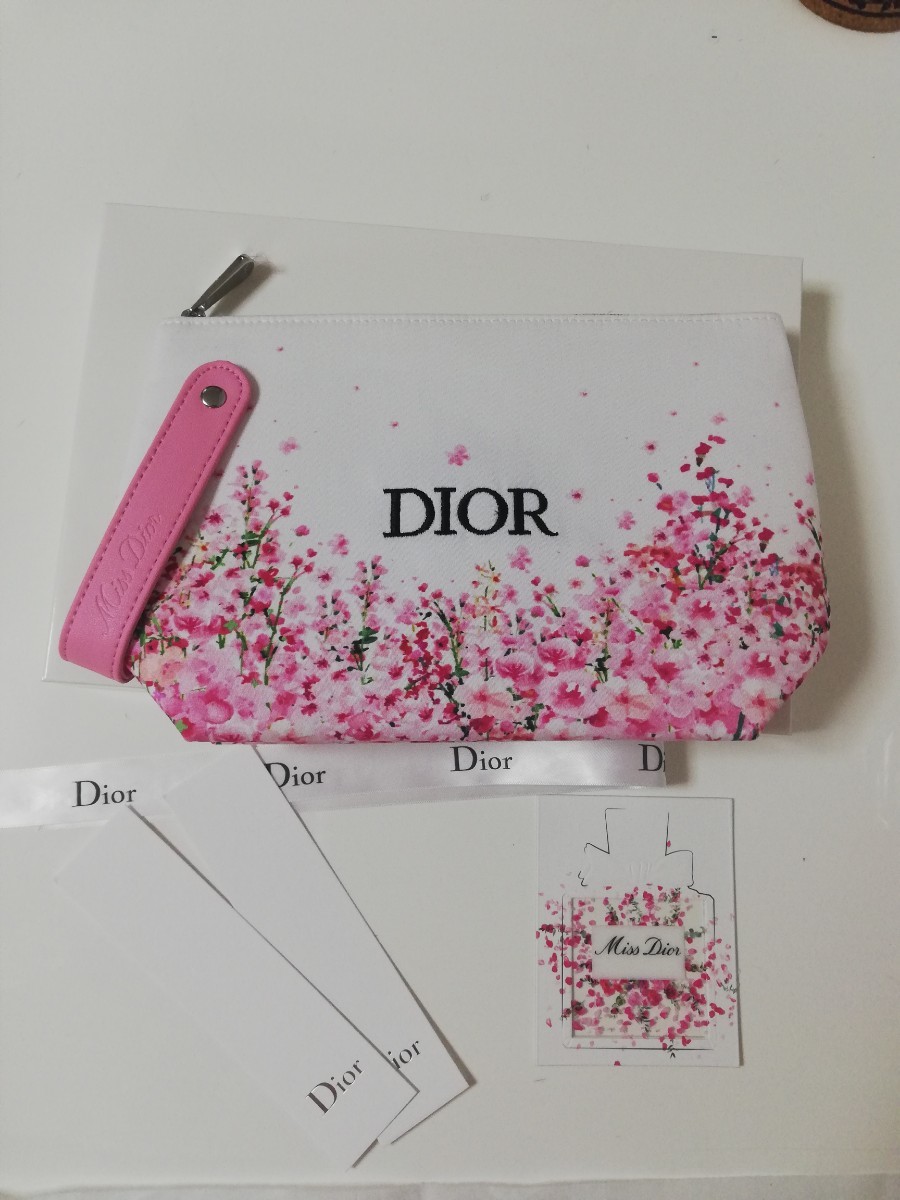 Paypayフリマ Dior ディオール ポーチ ノベルティ 春物 桜 ホワイト サクラ 花柄 新品 限定 おまけ付き ピンク 入手困難 Cd