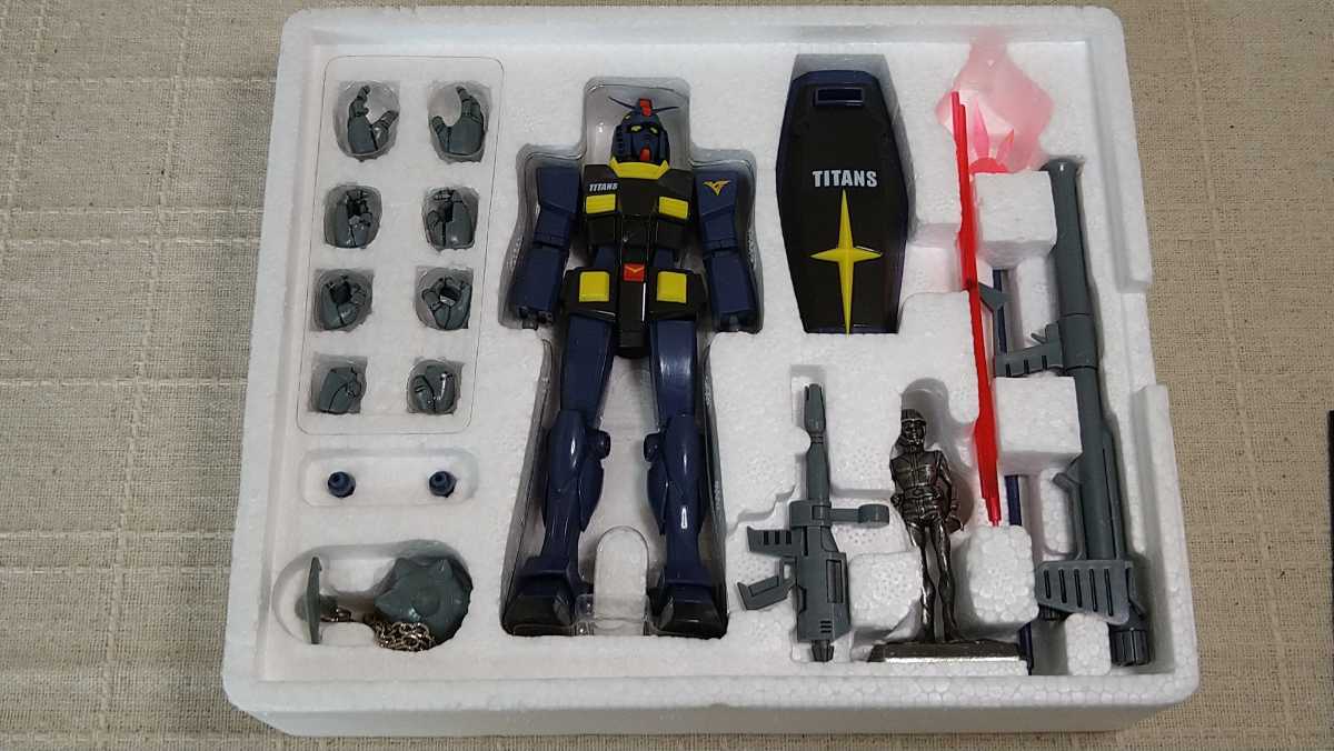 ヤフオク 超合金 可動戦士ガンダム ティターンズカラー 機 ヤフオク 超合金 可動戦士ガンダム ティターンズカラー 機