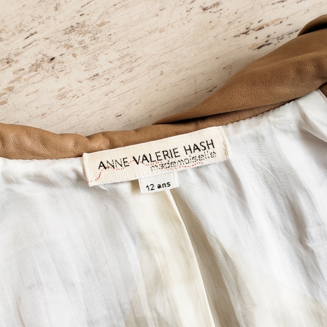 アンヴァレリーアッシュ レザー ジャケット 12ans ベージュ Anne Valerie Hash キッズ_画像6