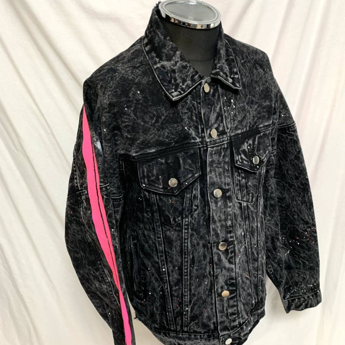 新品未使用 タグ付き AMIRI Track Neon Oversize Trucker アミリ 新品未使用 タグ付き AMIRI Track Neon Oversize Trucker アミリ